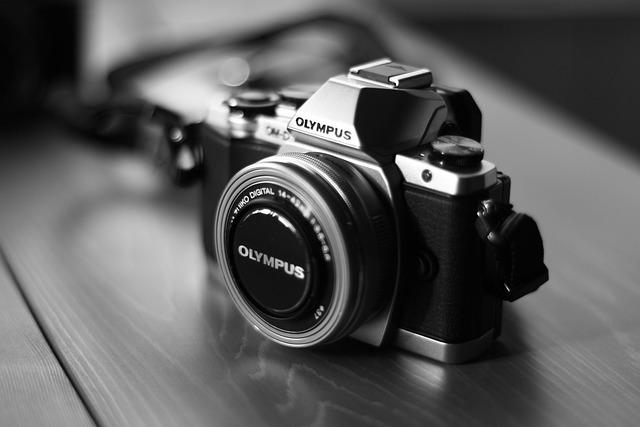 Evoluzione delle fotocamere mirrorless digitali